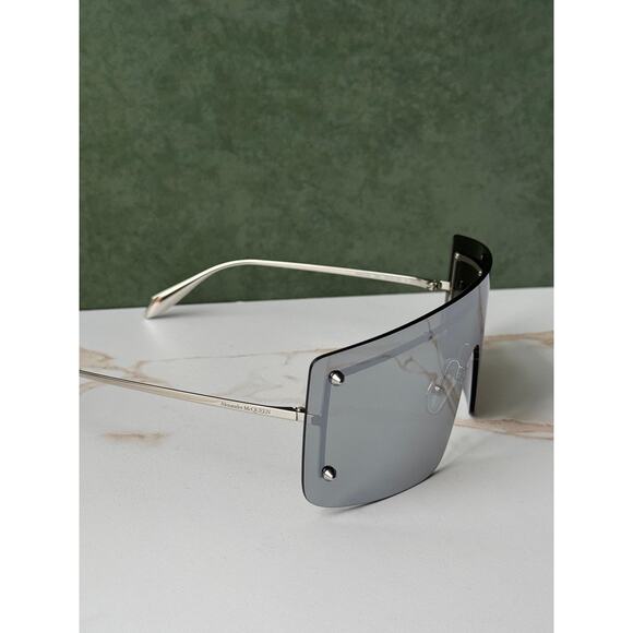 NEW Alexander McQueen AM0412S Silver Mirror Mask Sunglasses main image 4